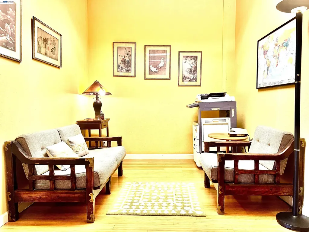 212 9th Street Unit #301 Oakland CA 94607