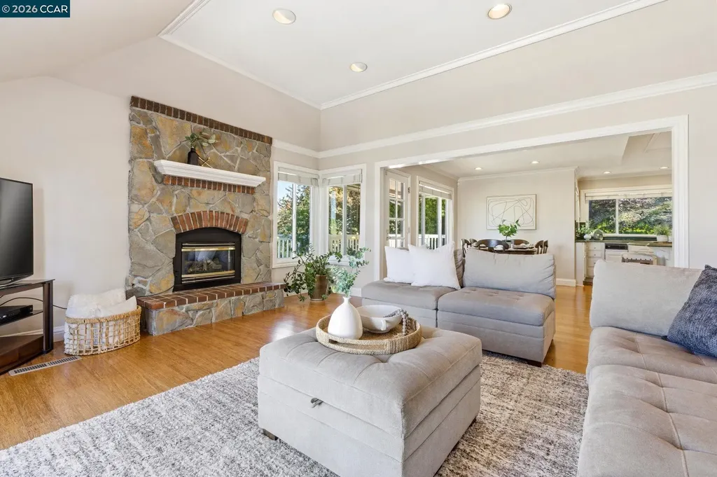 725 Castle Rock Road Walnut Creek CA 94598