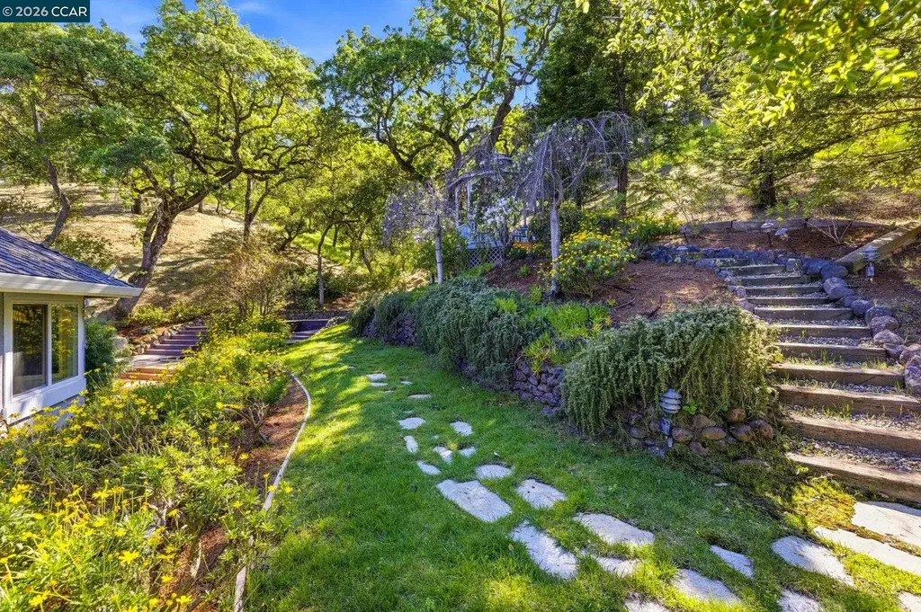 725 Castle Rock Road Walnut Creek CA 94598