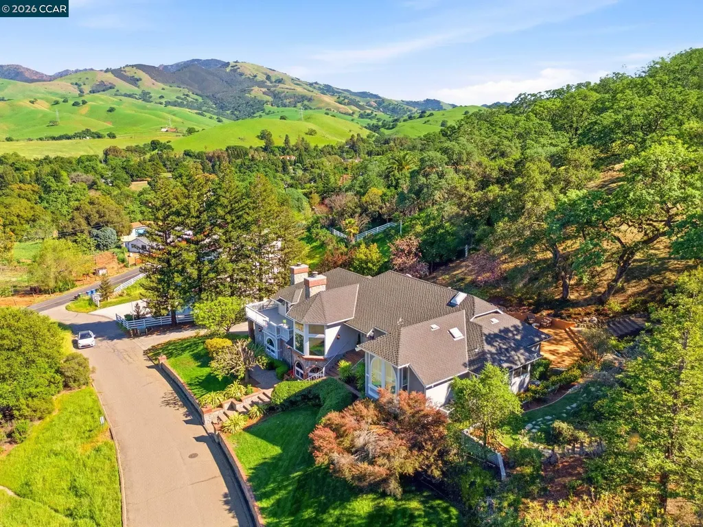 725 Castle Rock Road Walnut Creek CA 94598