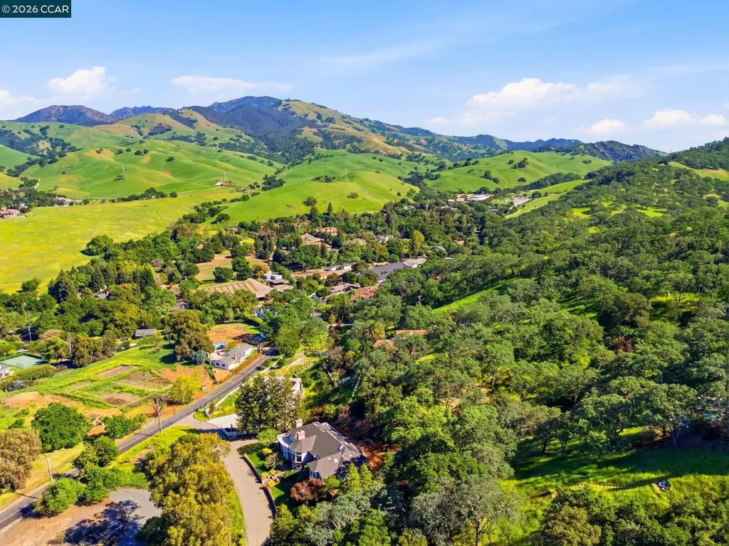 725 Castle Rock Road Walnut Creek CA 94598