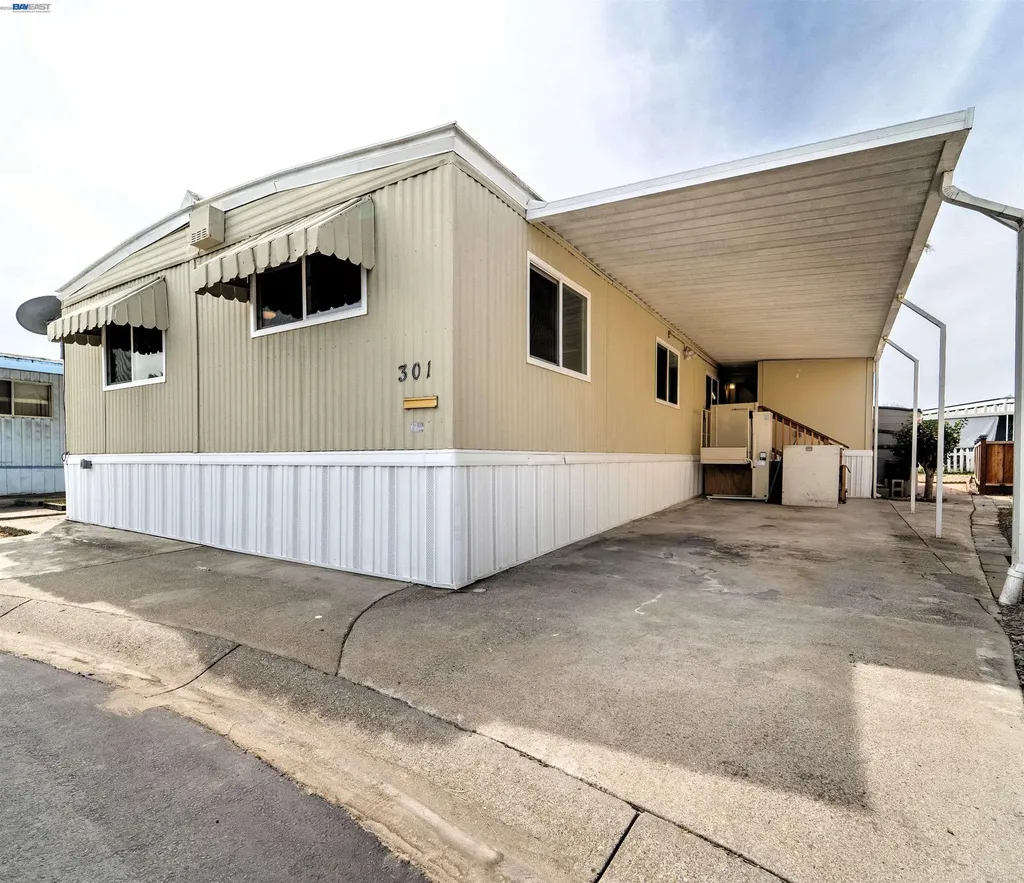 301 Maui Circle Union City CA 94587