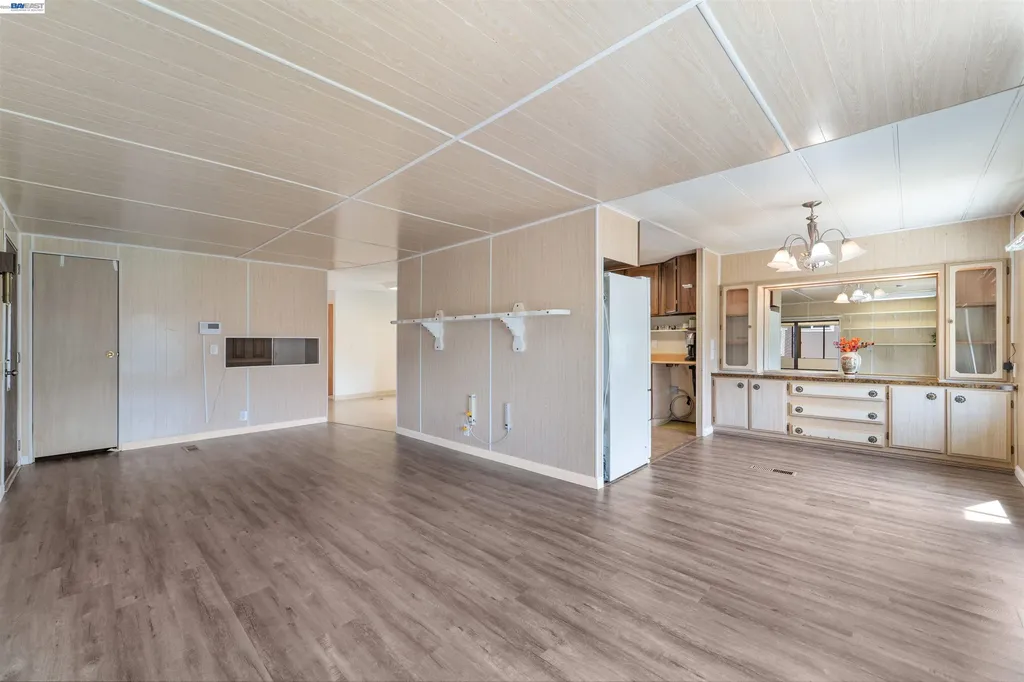 301 Maui Circle Union City CA 94587