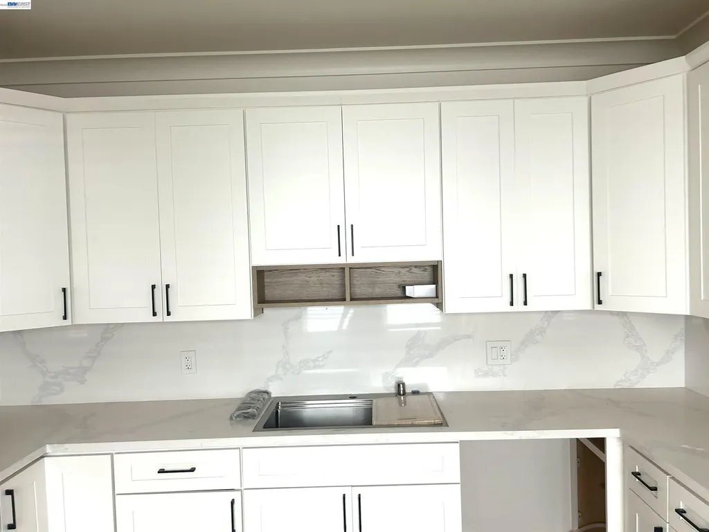 528 41st Street Oakland CA 94609