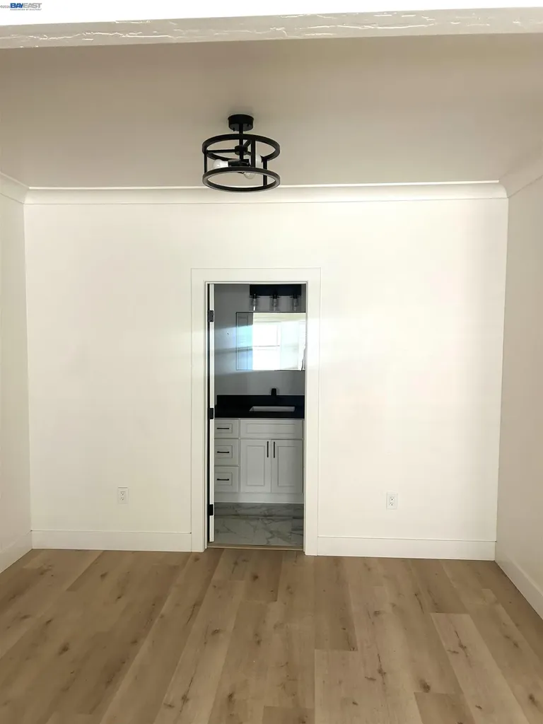 528 41st Street Oakland CA 94609