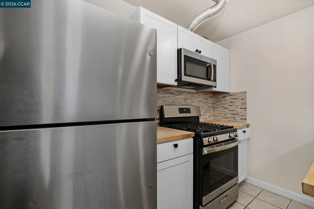1926 Alcatraz Avenue Berkeley CA 94703