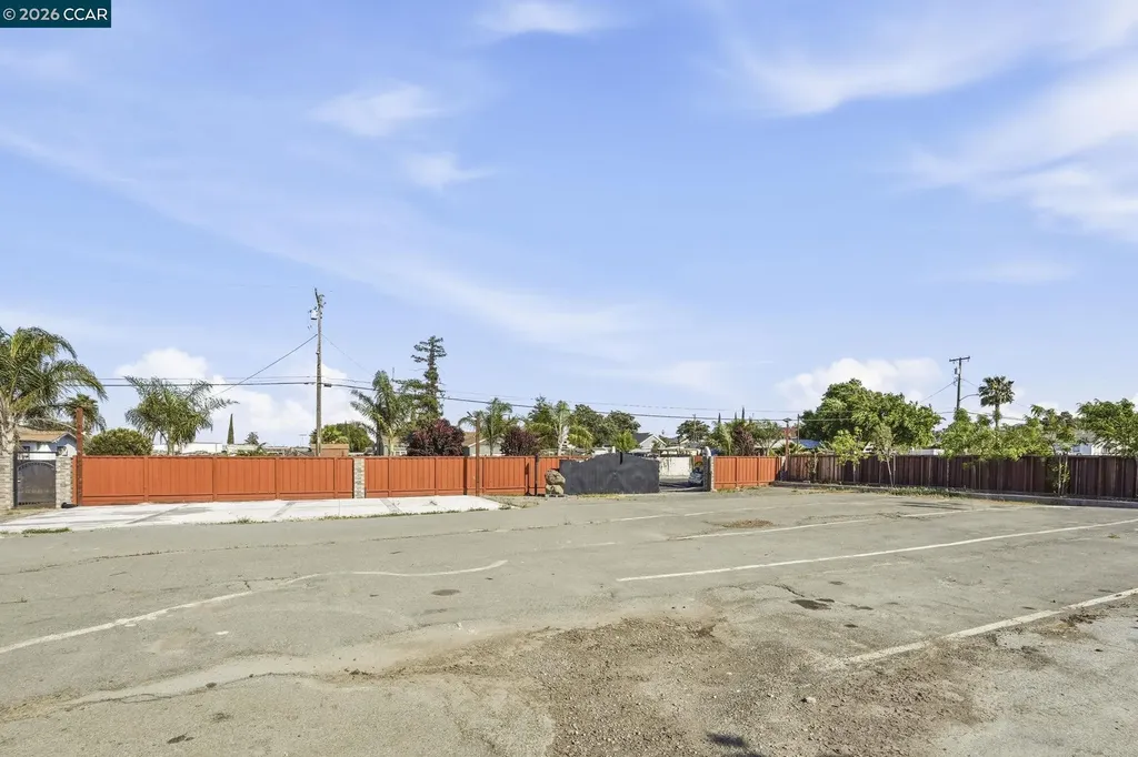 205 Solano Avenue Bay Point CA 94565