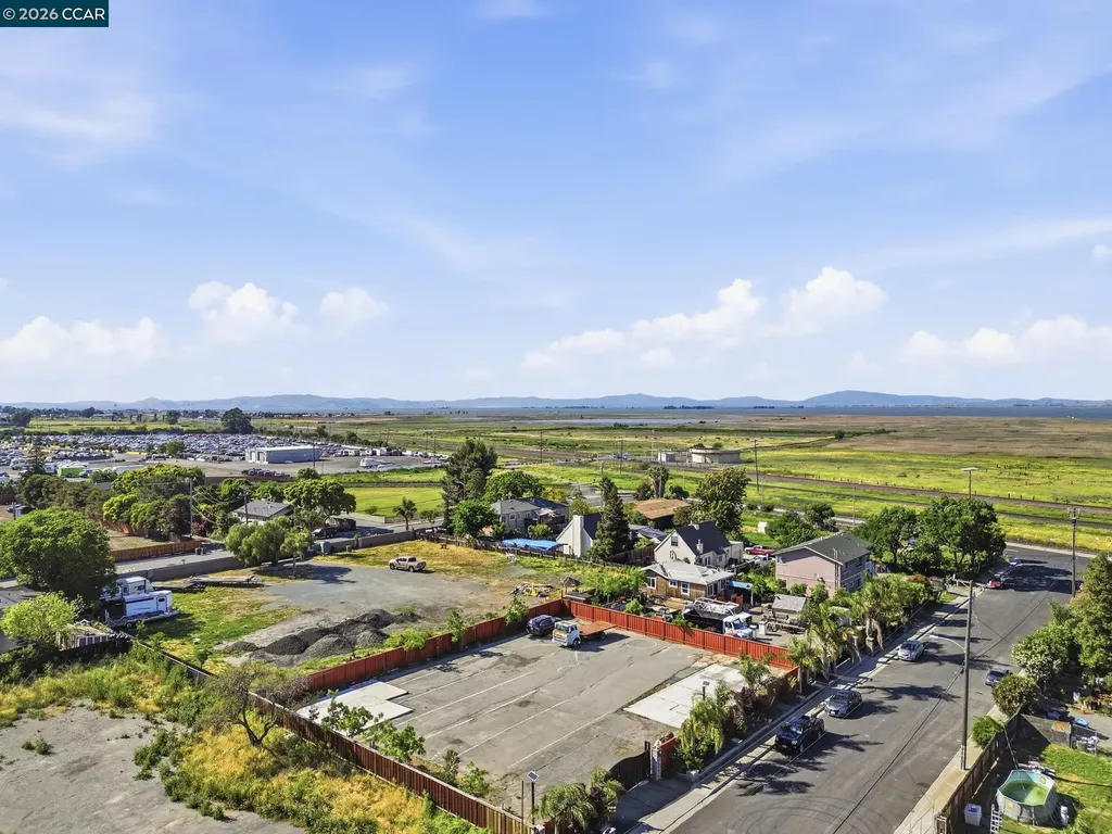 205 Solano Avenue Bay Point CA 94565