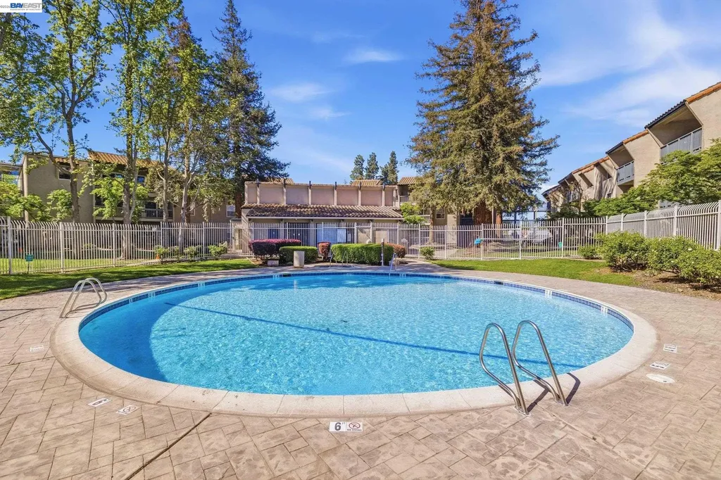 1087 Murrieta Boulevard Livermore CA 94550