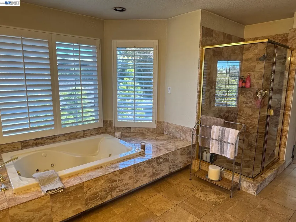 4205 Quail Hollow Place Castro Valley CA 94546