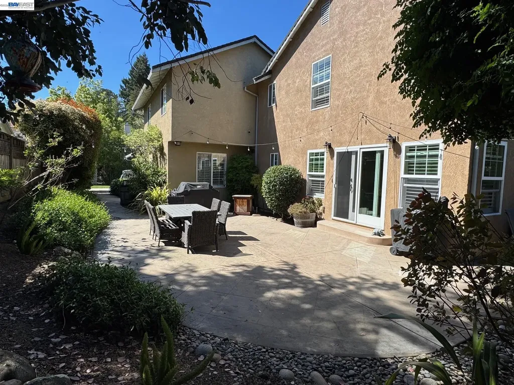 4205 Quail Hollow Place Castro Valley CA 94546