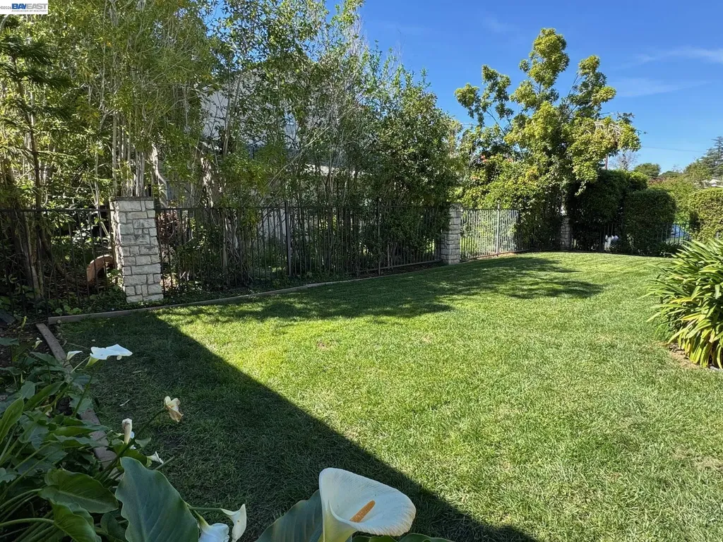 4205 Quail Hollow Place Castro Valley CA 94546