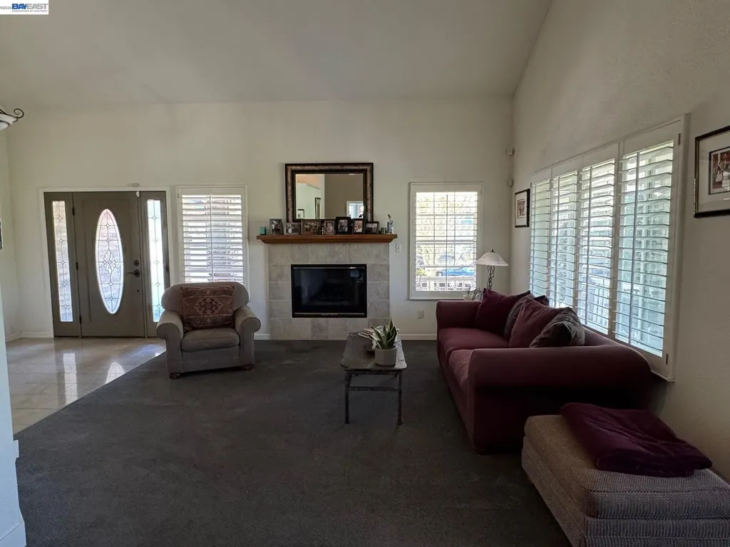 4205 Quail Hollow Place Castro Valley CA 94546