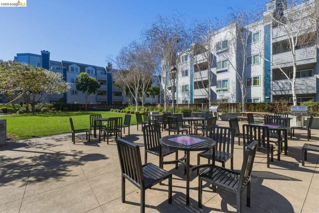 6400 Christie Avenue Emeryville CA 94608