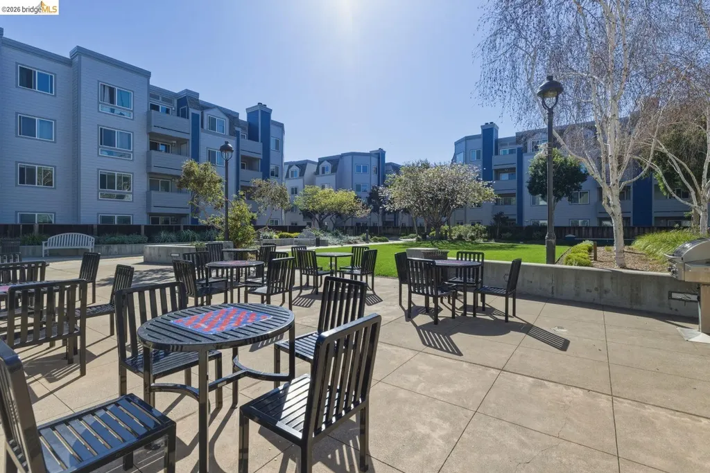 6400 Christie Avenue Emeryville CA 94608