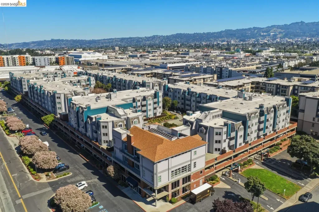 6400 Christie Avenue Emeryville CA 94608