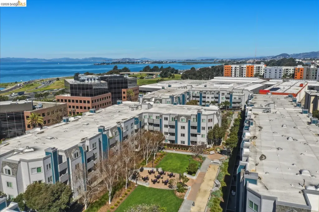 6400 Christie Avenue Emeryville CA 94608