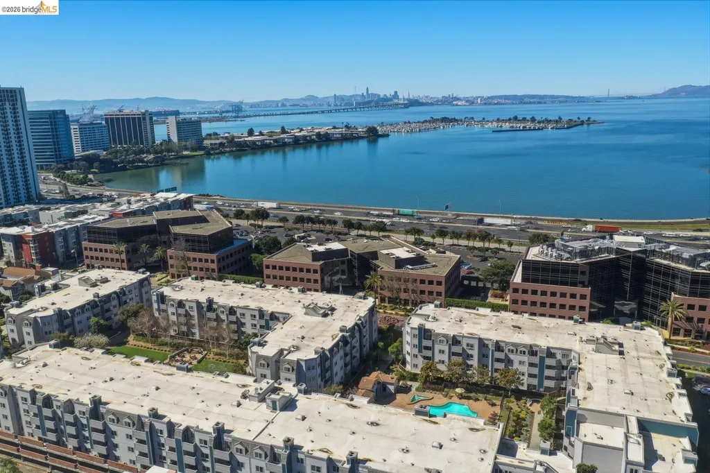 6400 Christie Avenue Emeryville CA 94608