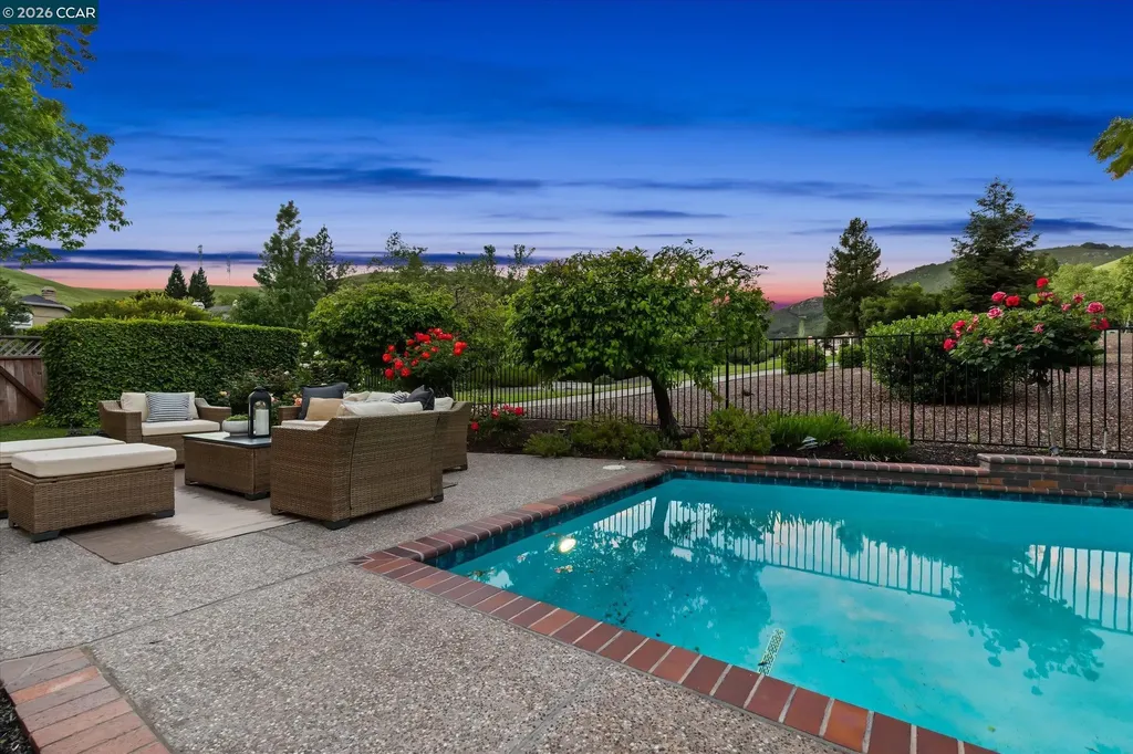 3208 Blackhawk Meadow Drive Danville CA 94506