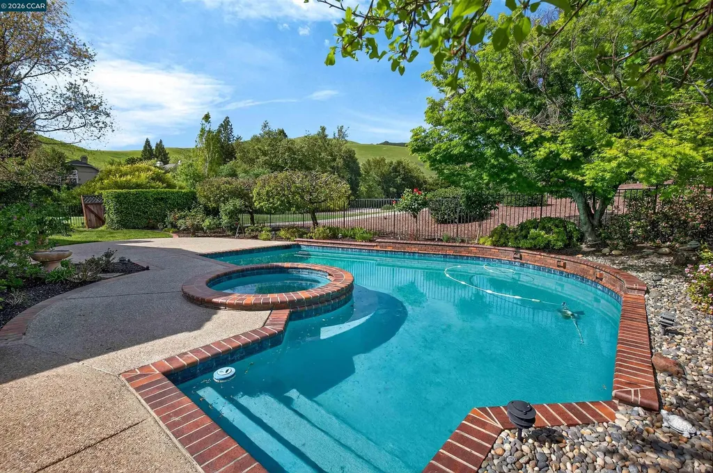 3208 Blackhawk Meadow Drive Danville CA 94506