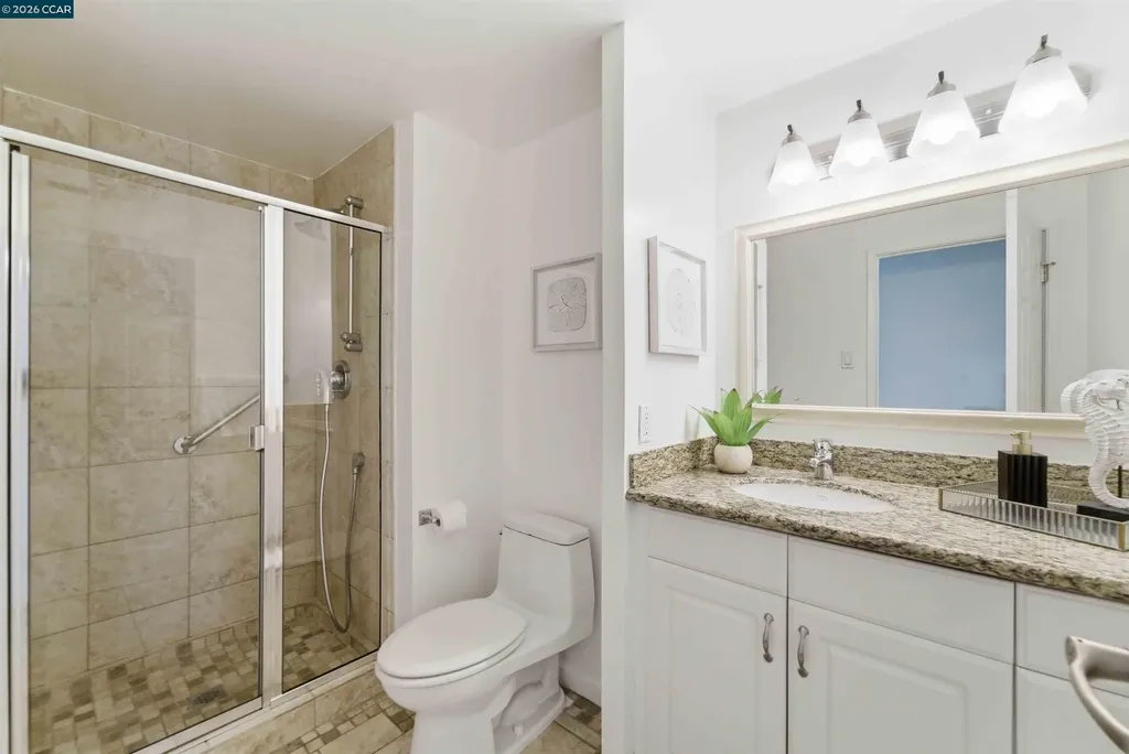 1555 Lakeside Drive Oakland CA 94612