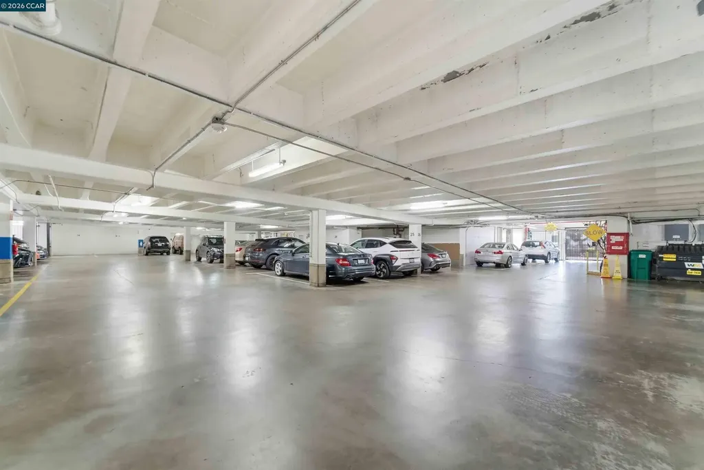 1555 Lakeside Drive Oakland CA 94612