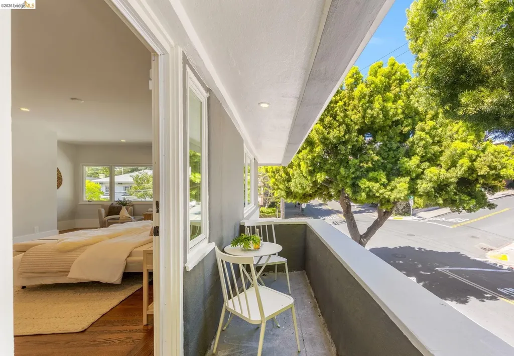 405 Van Buren Avenue Oakland CA 94610