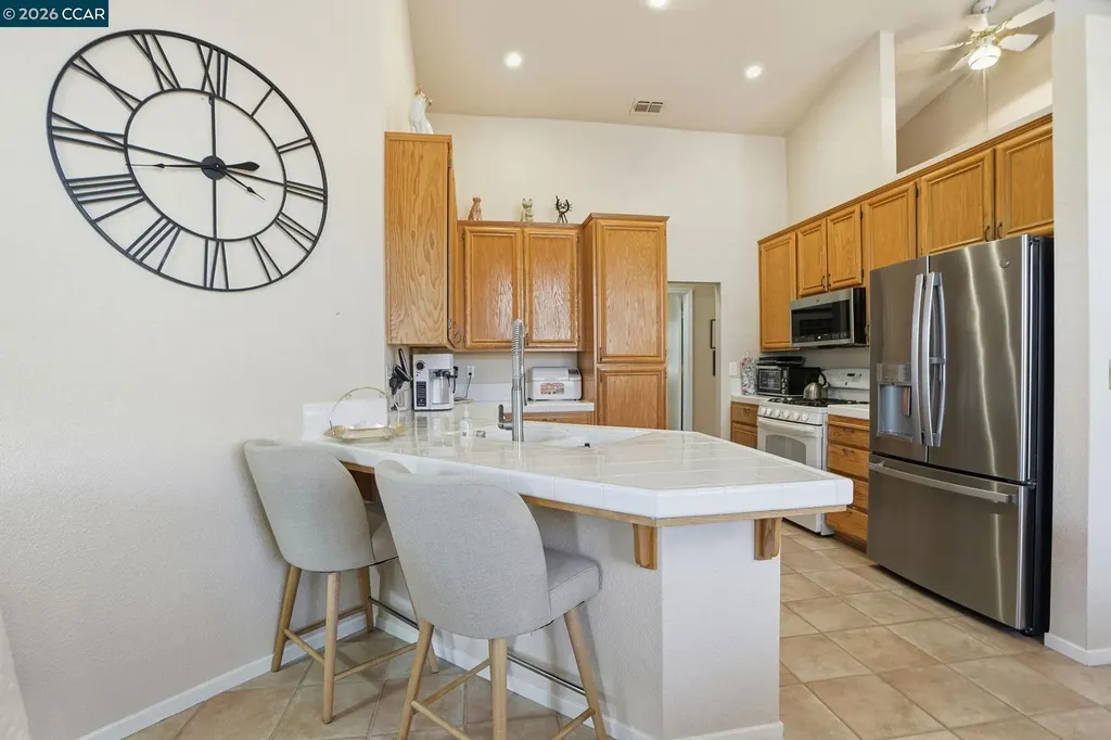 124 Greenmeadow Circle Pittsburg CA 94565