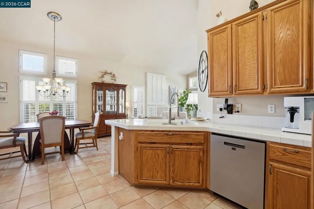 124 Greenmeadow Circle Pittsburg CA 94565
