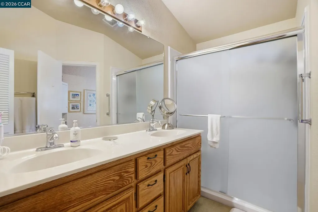 124 Greenmeadow Circle Pittsburg CA 94565