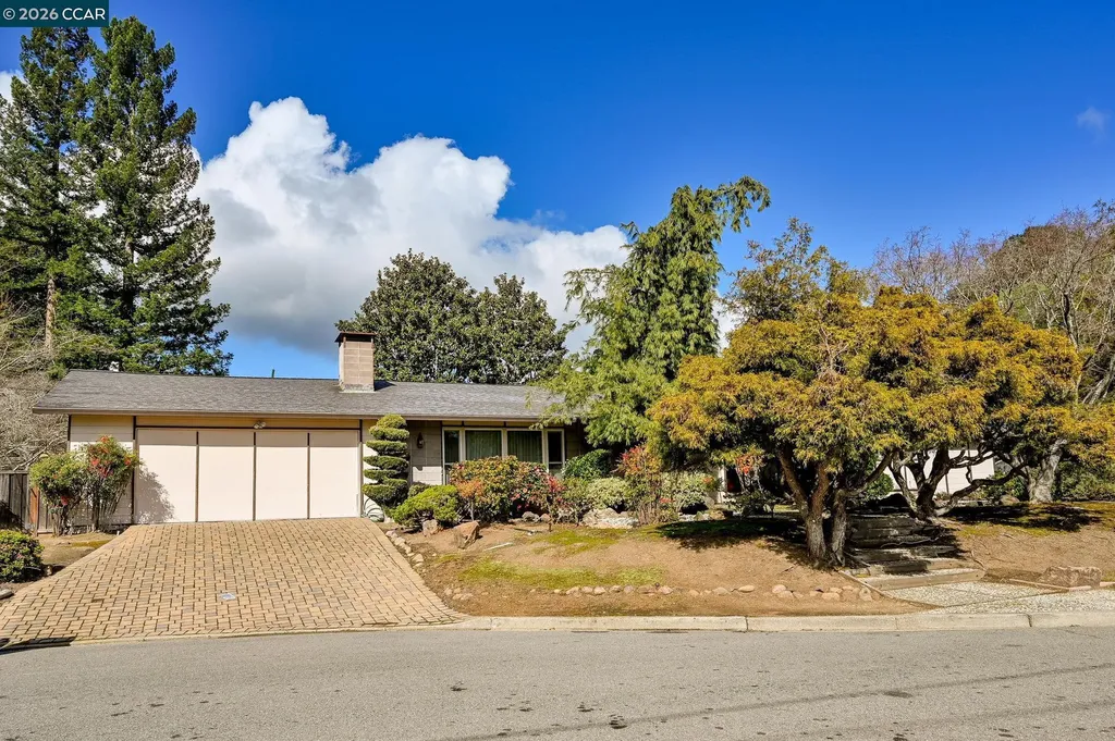 2 Aspen Court Lafayette CA 94549