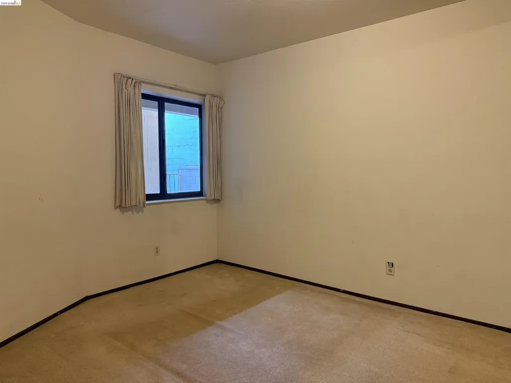 330 8th Street Oakland CA 94607