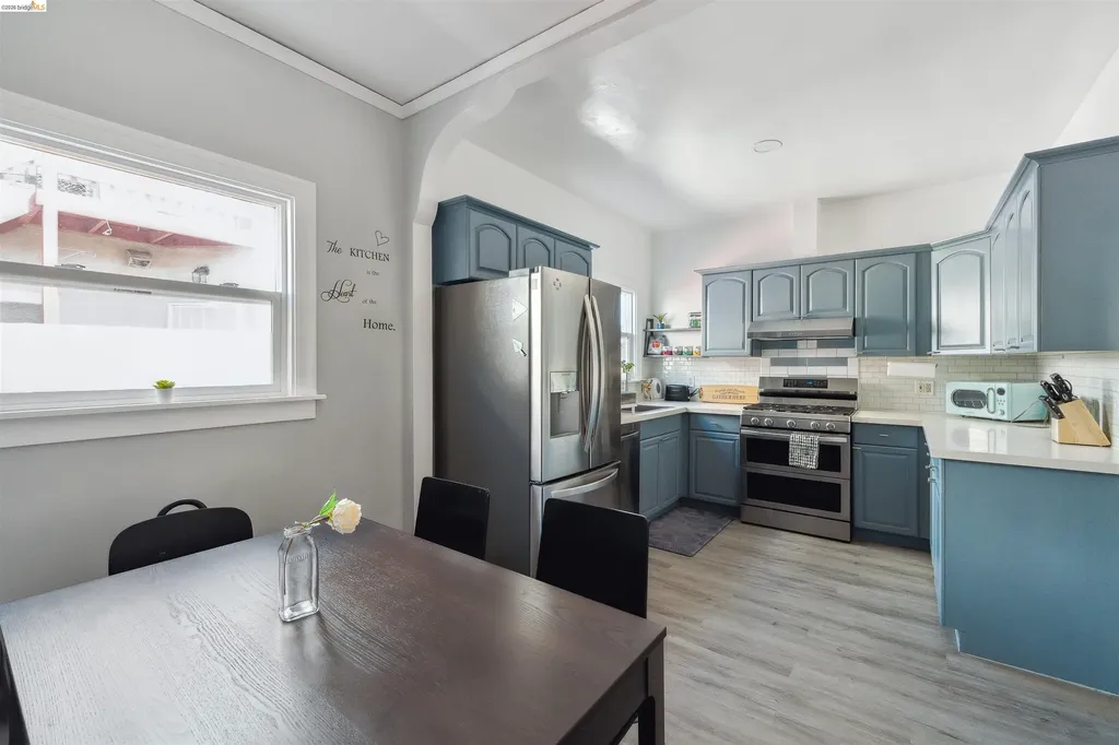 256 29th Street Oakland CA 94611