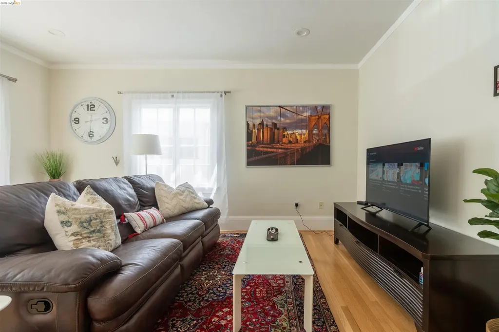256 29th Street Oakland CA 94611