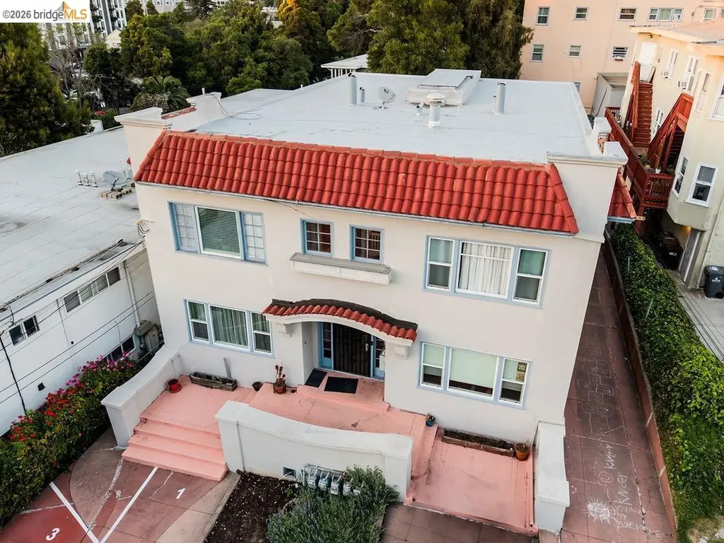 256 29th Street Oakland CA 94611