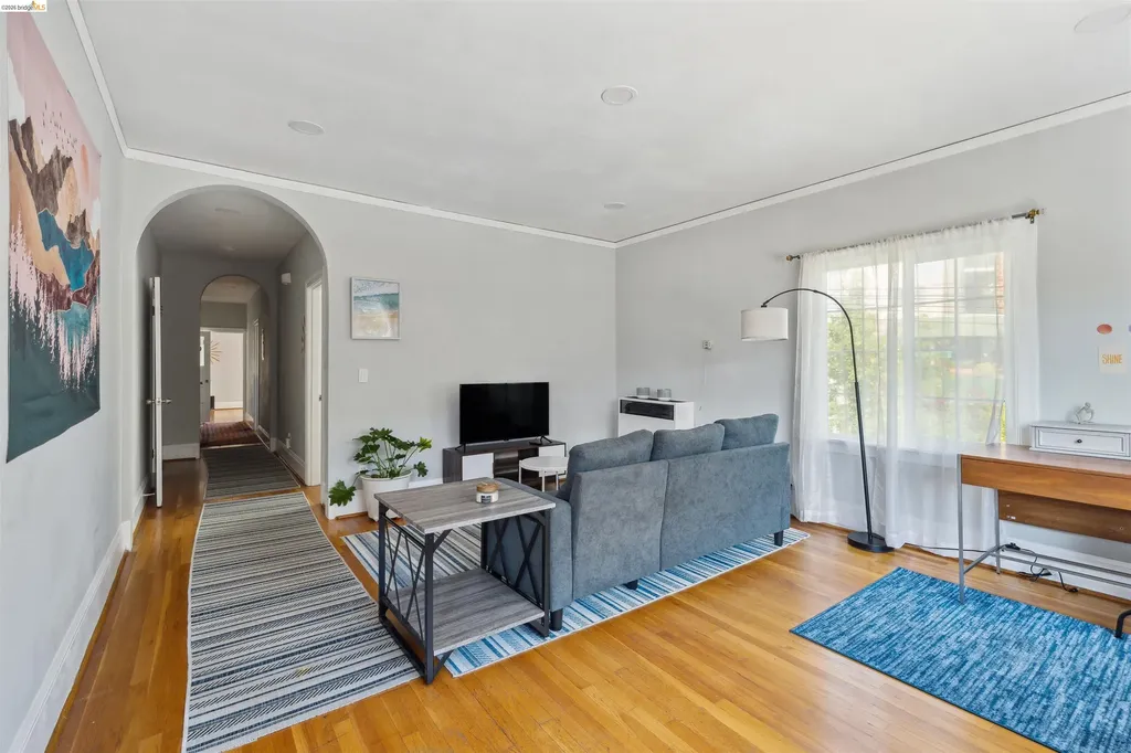 256 29th Street Oakland CA 94611