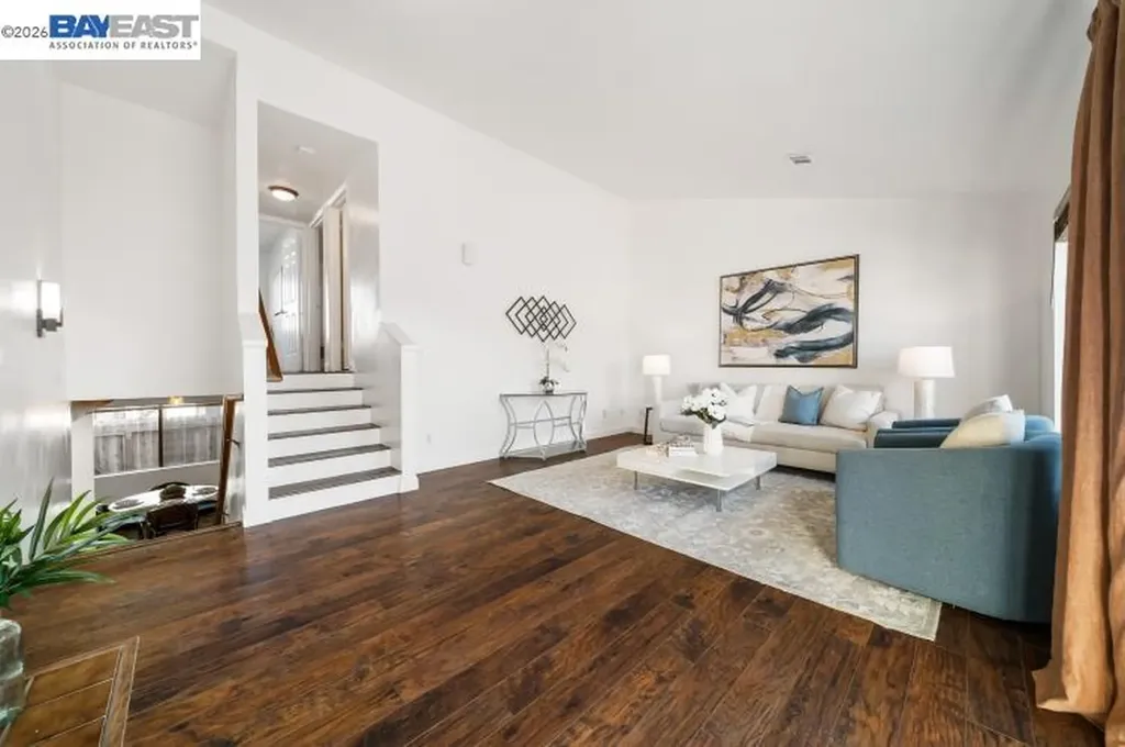 347 E T Street Benicia CA 94510