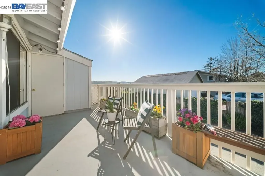 347 E T Street Benicia CA 94510