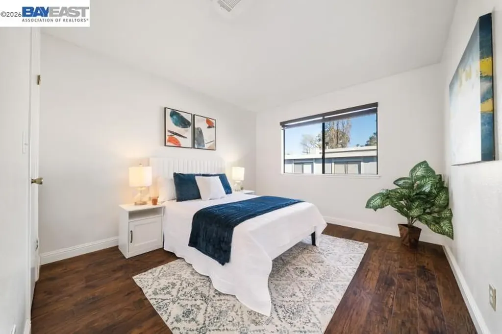 347 E T Street Benicia CA 94510