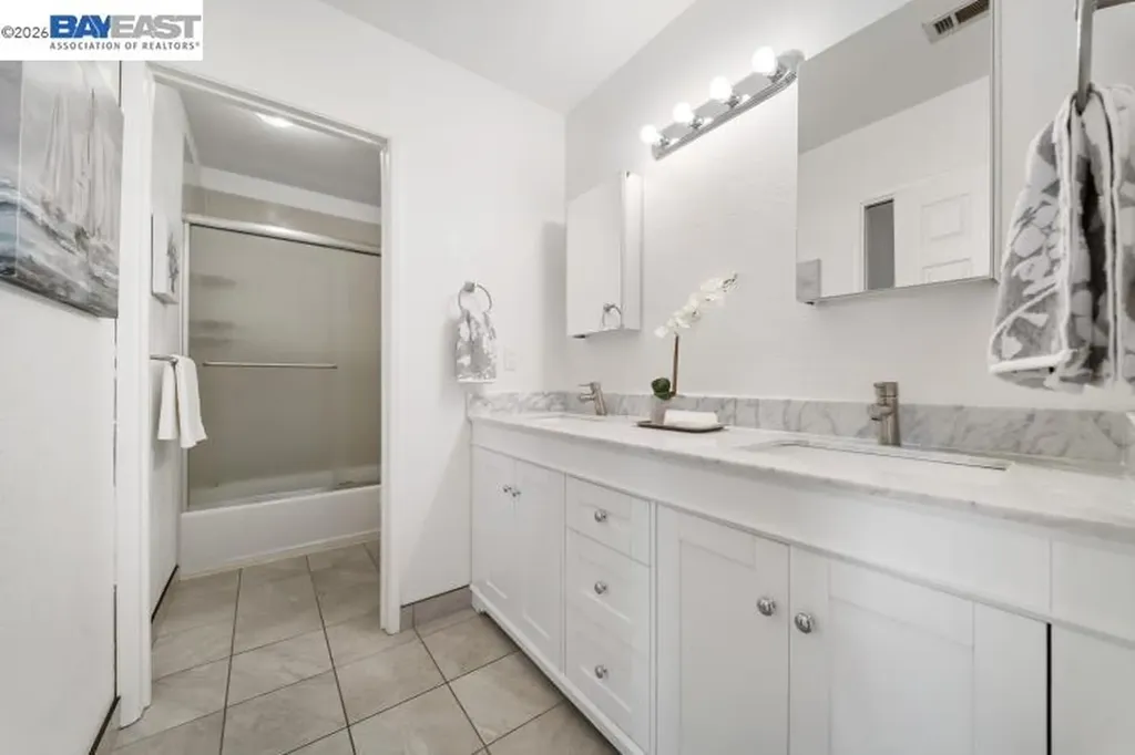 347 E T Street Benicia CA 94510