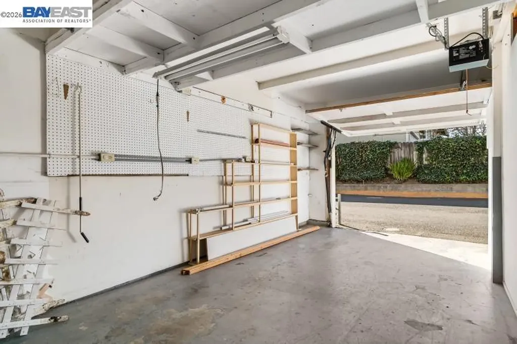 347 E T Street Benicia CA 94510