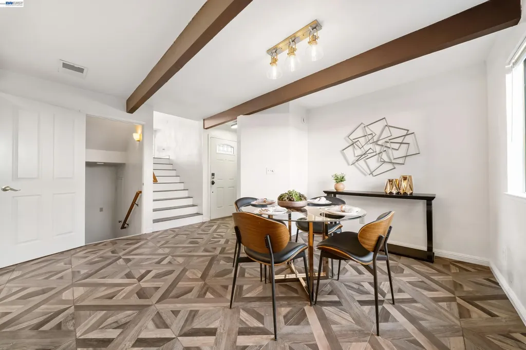 347 E T Street Benicia CA 94510