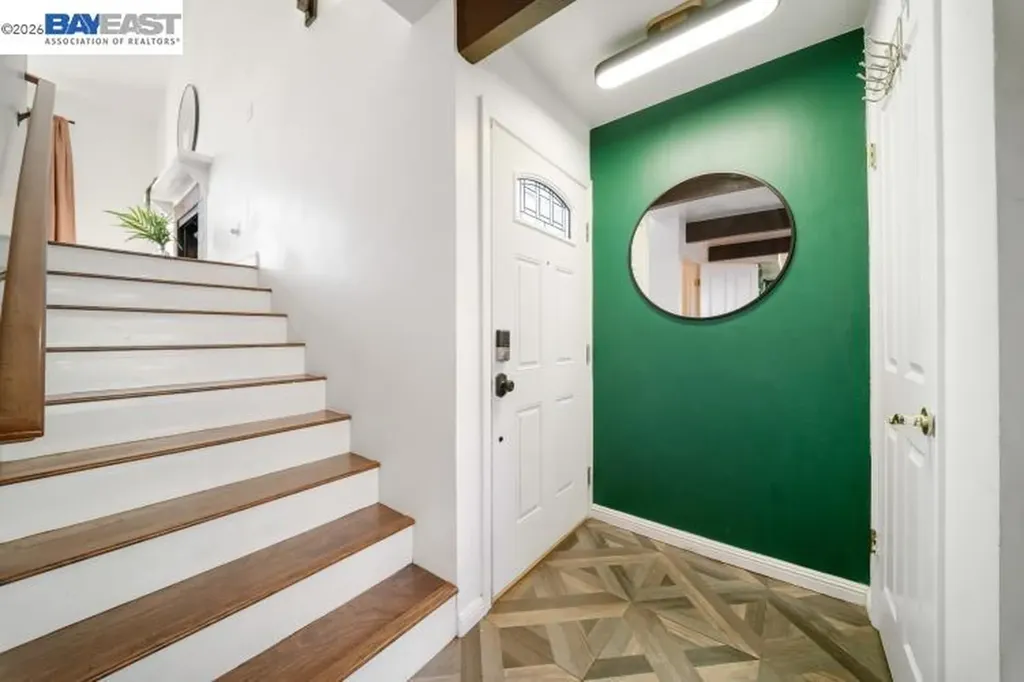 347 E T Street Benicia CA 94510