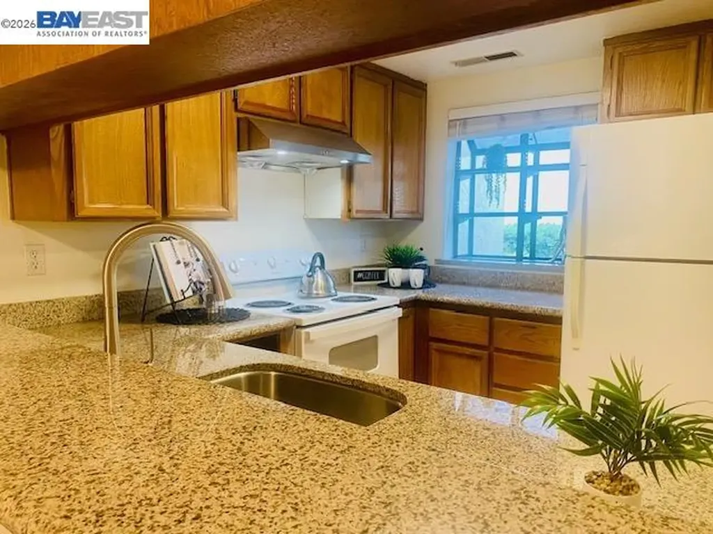 6369 Joaquin Murieta Avenue Newark CA 94560