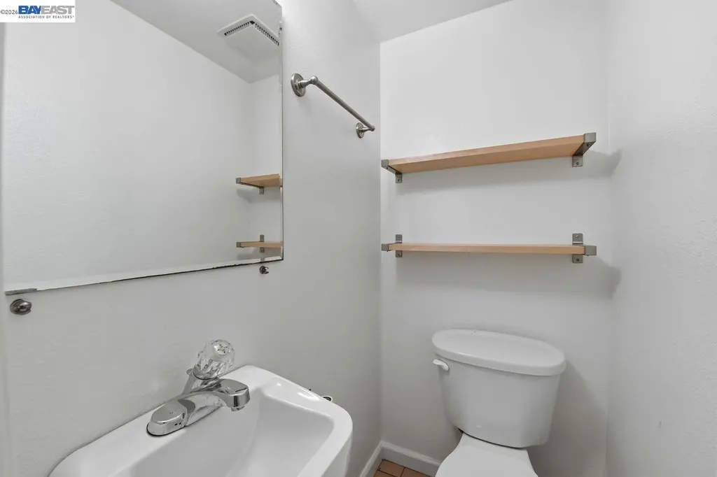 6369 Joaquin Murieta Avenue Newark CA 94560