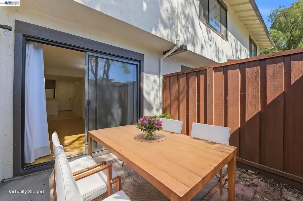 6369 Joaquin Murieta Avenue Newark CA 94560