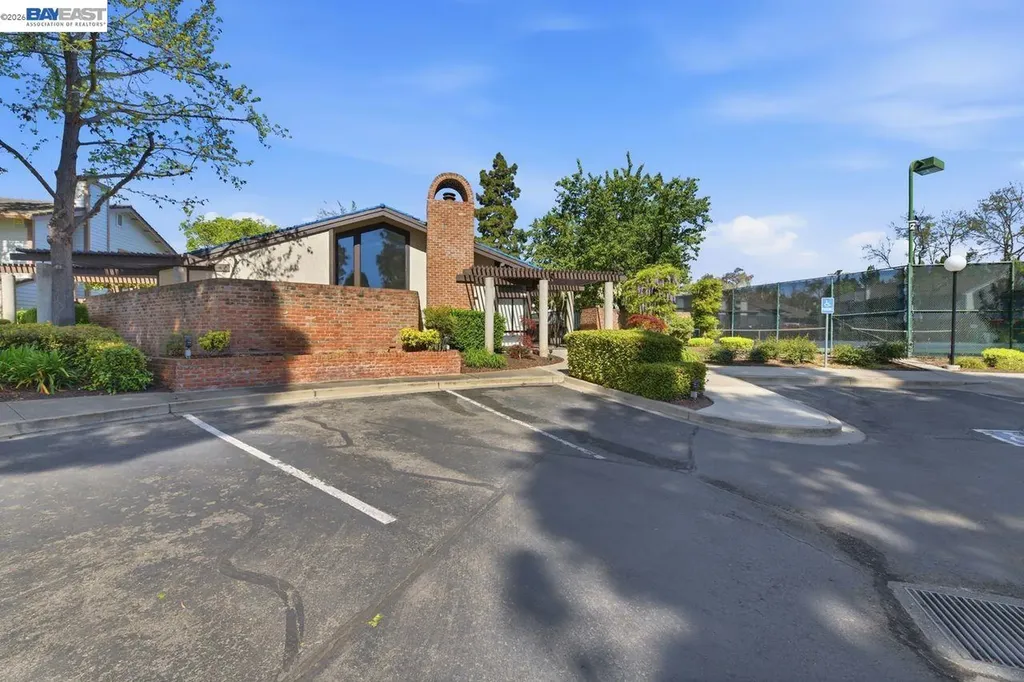 6369 Joaquin Murieta Avenue Newark CA 94560