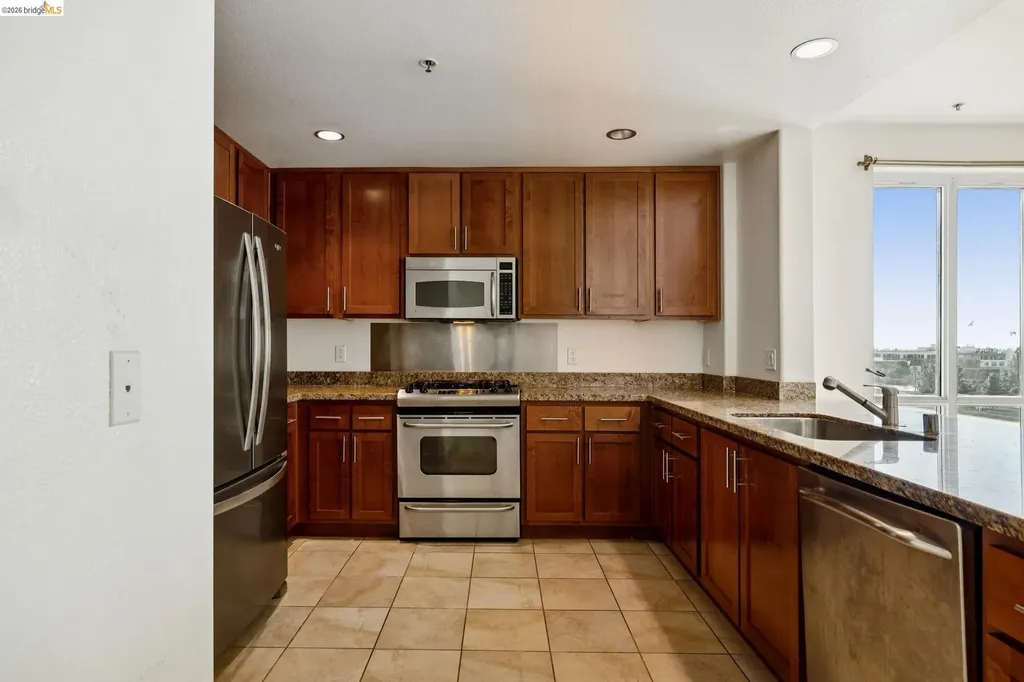 423 7th Street Oakland CA 94607