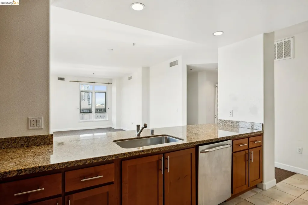 423 7th Street Oakland CA 94607
