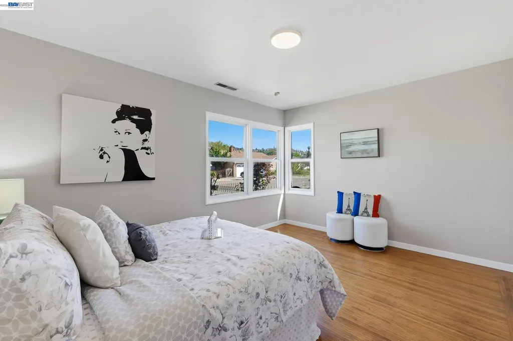 16311 Ria Drive Ashland CA 94578